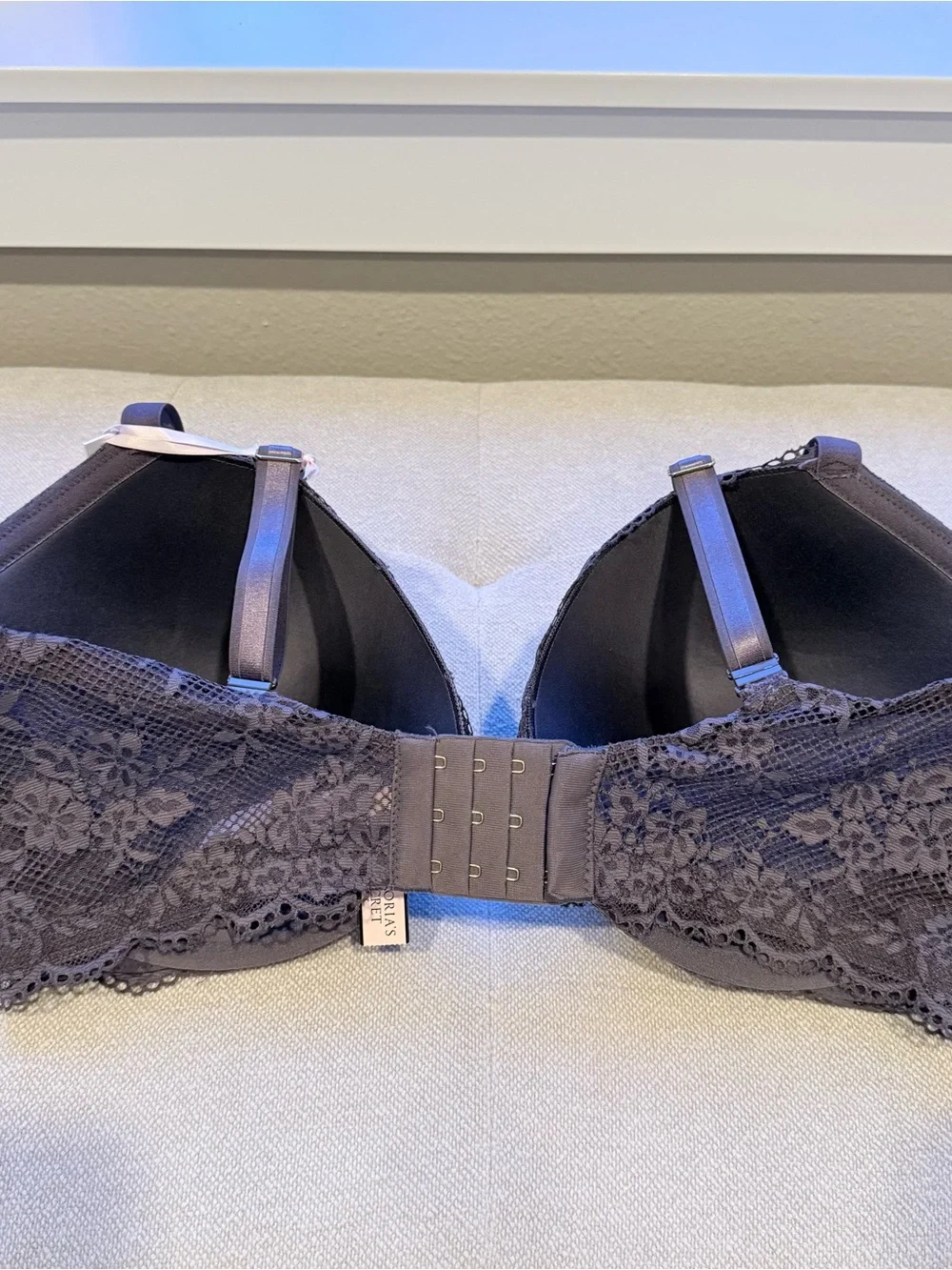 NWT Victoria’s Secret Love Cloud push up bra size 38DDD